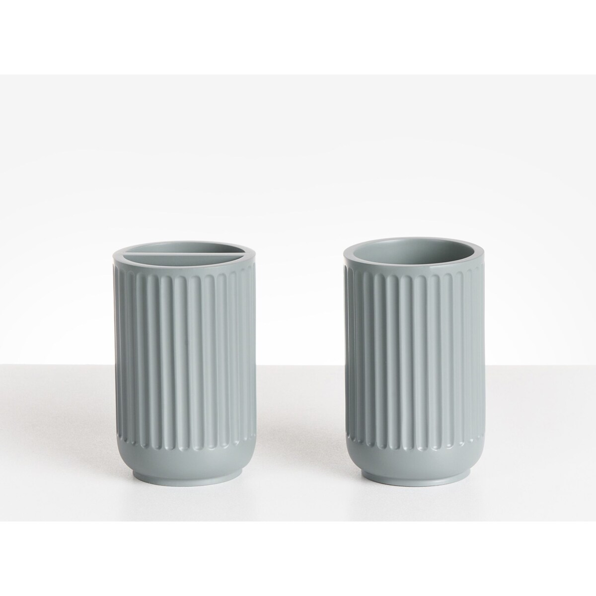 Zestaw akcesoriów łazienkowych 5 elementów HUARMEY Jasnoszary