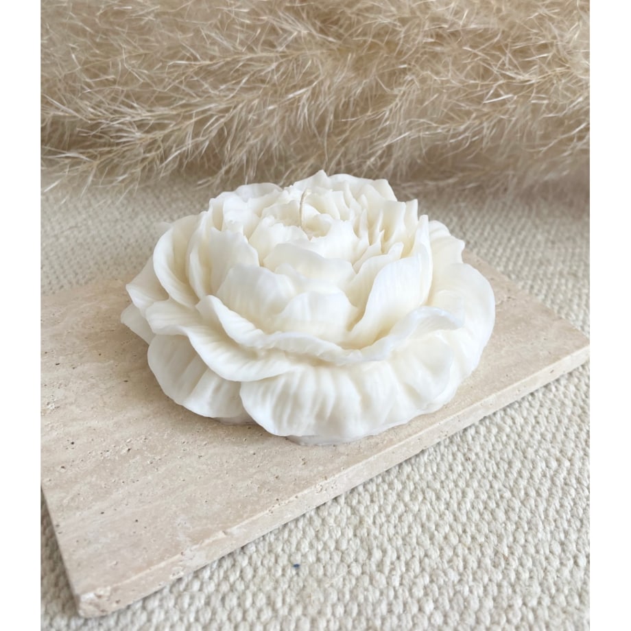 Świeca sojowa ekologiczna dekoracyjna "Peony Queen" 100x40mm biała (duża)