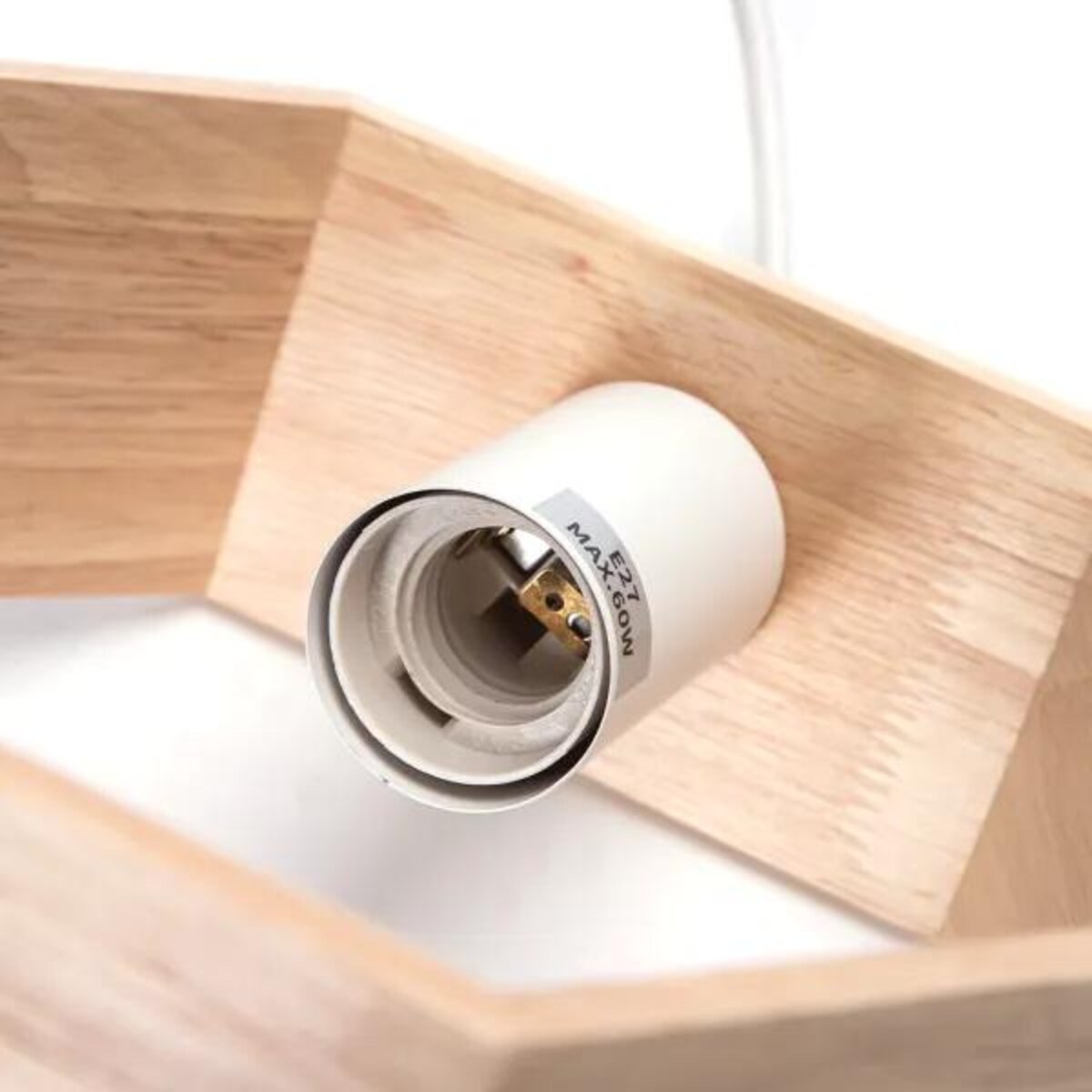 drewniana lampa wisząca bukowa trapez e27