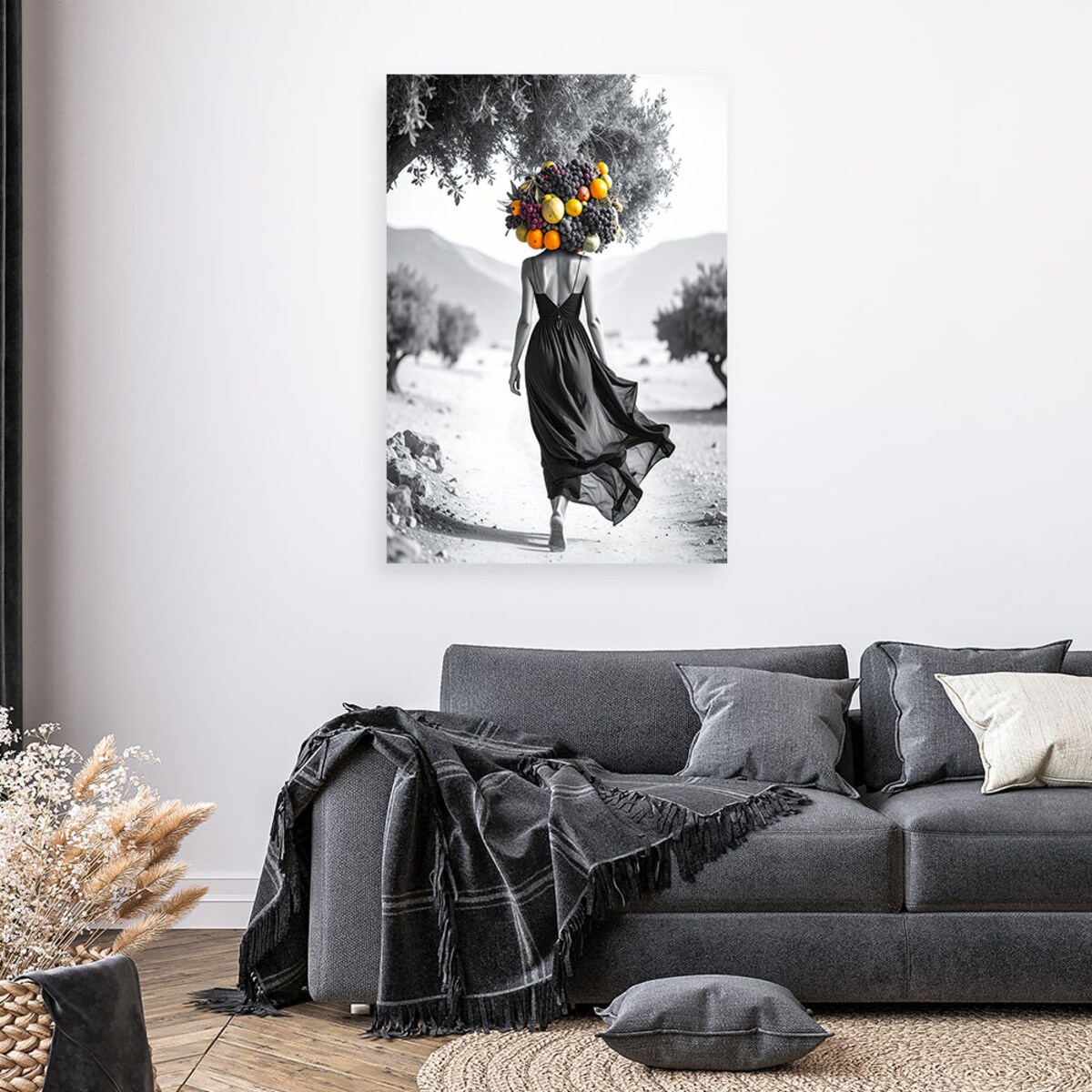 Obraz nowoczesny do salonu, Kobieta z owocami na głowie 80x120