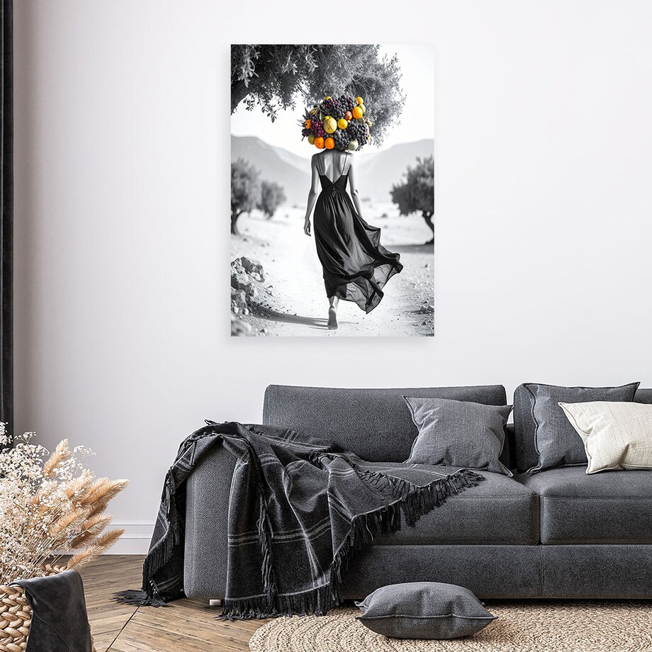 Obraz nowoczesny do salonu, Kobieta z owocami na głowie 80x120