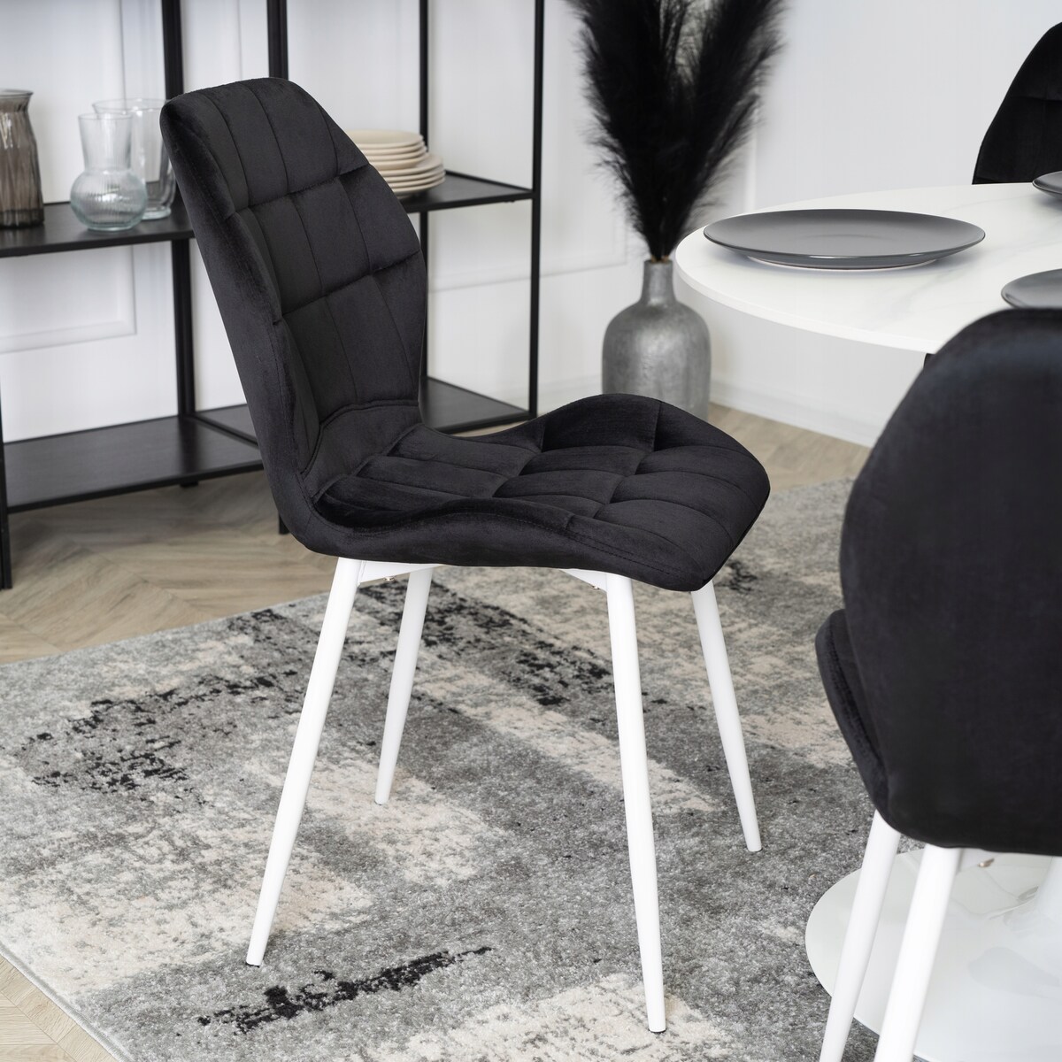 Krzesło Tapicerowane Welur Czarne LUCKY Kuchenne Do Jadalni Kuchni Salonu