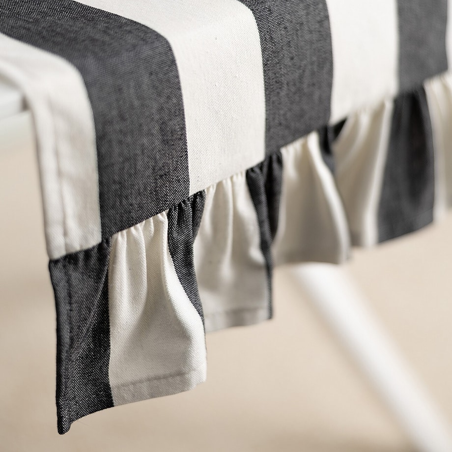 Bieżnik z falbaną 40x160 cm 40x160 biało-grafitowe pionowe pasy (5,5cm)