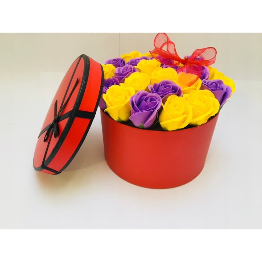 DUŻY BOX KWIATY MYDLANE PACHNĄCE NA dzień mamy upominek urodziny WIOSENNE