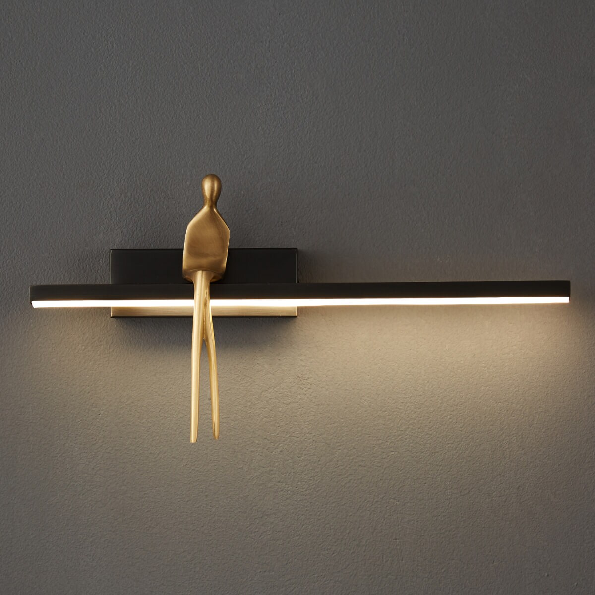 Kinkiet designerski Amici ST-B3578 black LED 5W 3000K człowiek złoty czarny