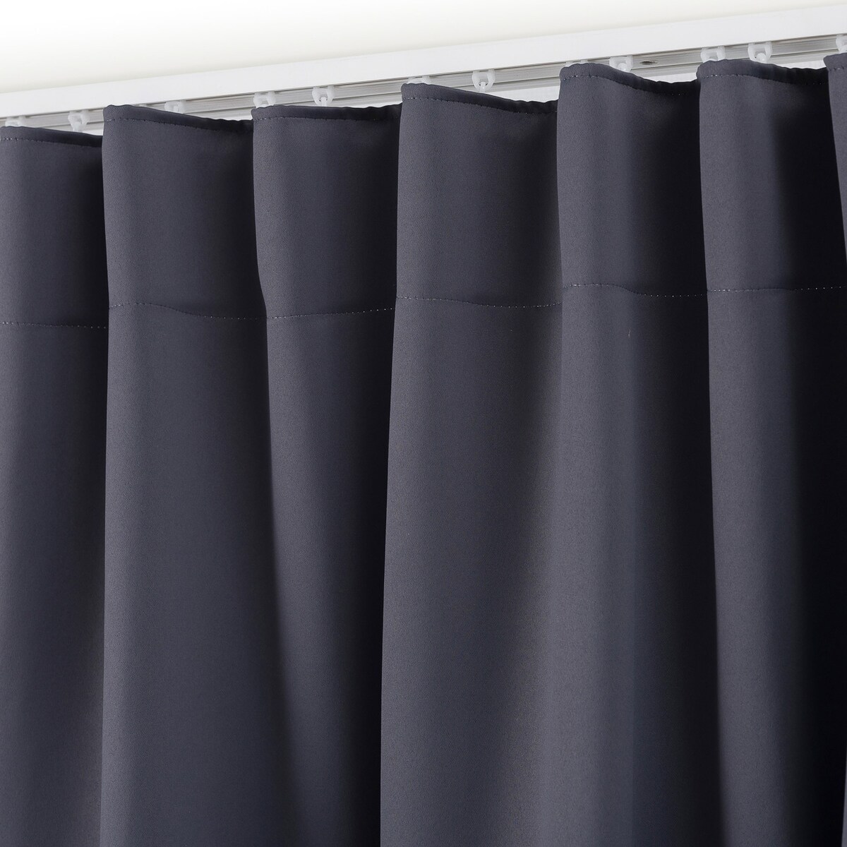 Zasłona zaciemniająca na taśmie marszczącej ciemny szary 140 x 280cm 1 szt. 140x280 szary