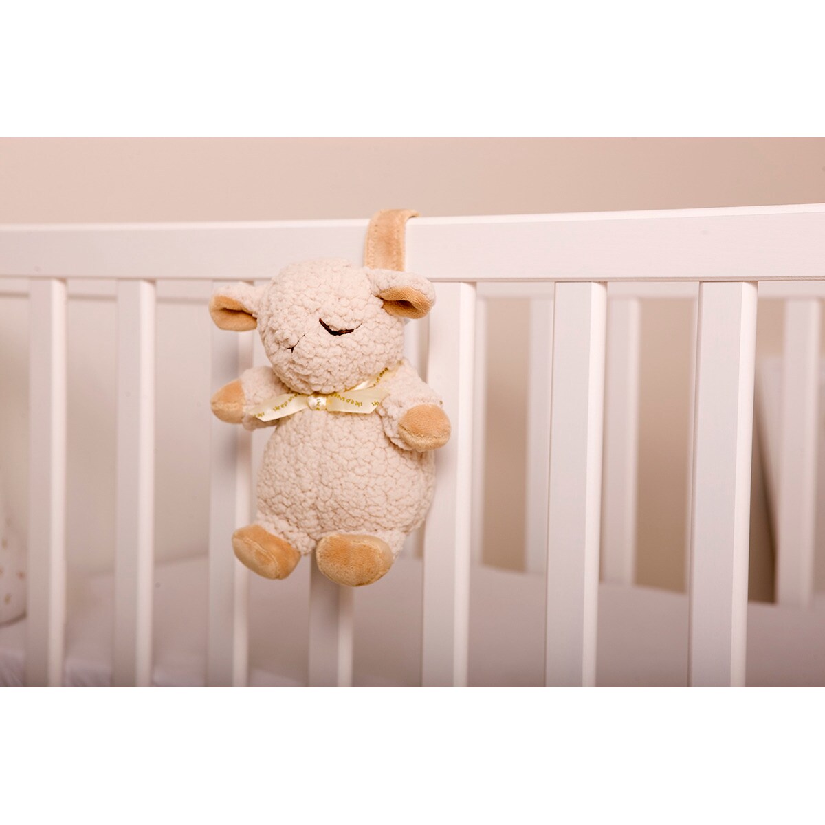 Szumiąca owieczka z pozytywką - Cloud b® Sleep Sheep™ On The Go