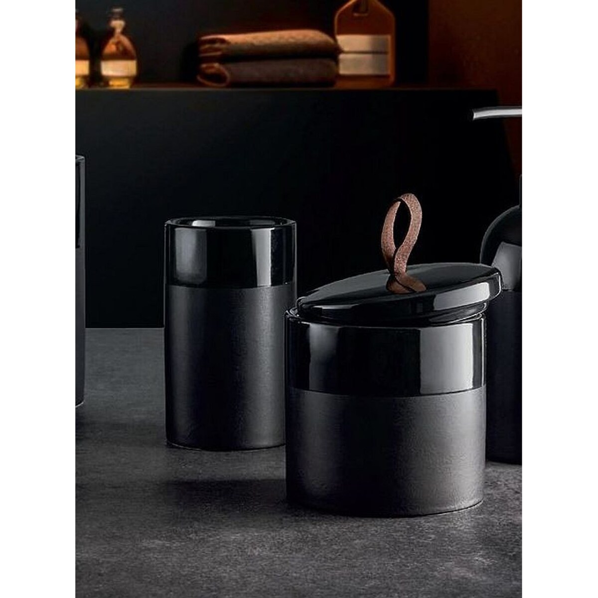 Kleine Wolke Deep Pojemnik na patyczki waciki lub drobne kosmetyki czarny mat i połysk