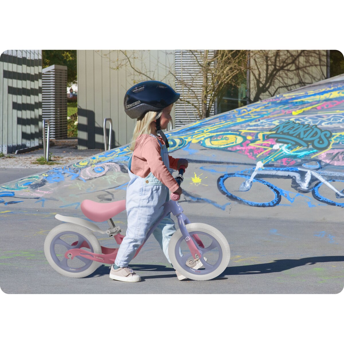 Rowerek biegowy dla dzieci magnesium Ricokids różowo-fioletowy Funnu 760502