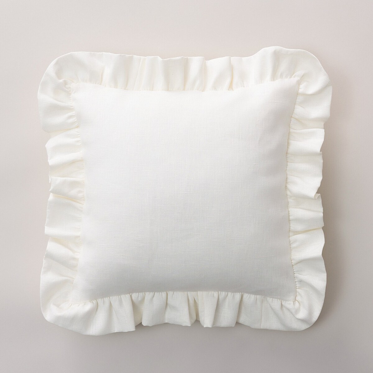 Poszewka Paula z falbaną 45x45 śmietankowy biały