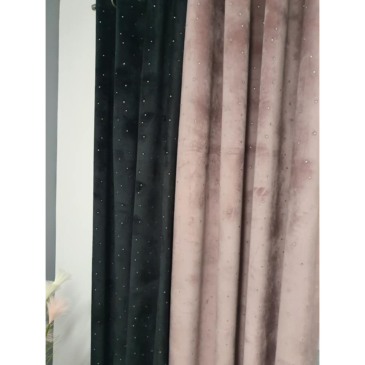 zasłona welurowa "full crystal" 140x250 cm przelotki brudny róż