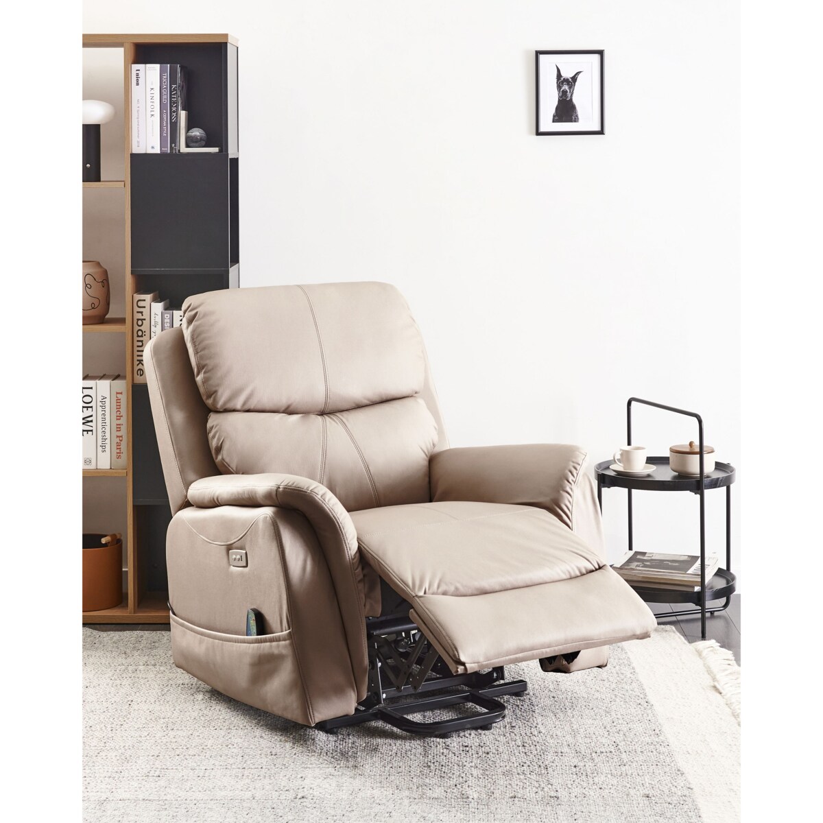 Elektryczny fotel rozkładany GLORIE Z masażem Ekoskóra Beżowoszary