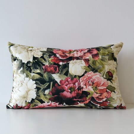 Prostokątna poszewka w kwiaty 40x60 piwonie