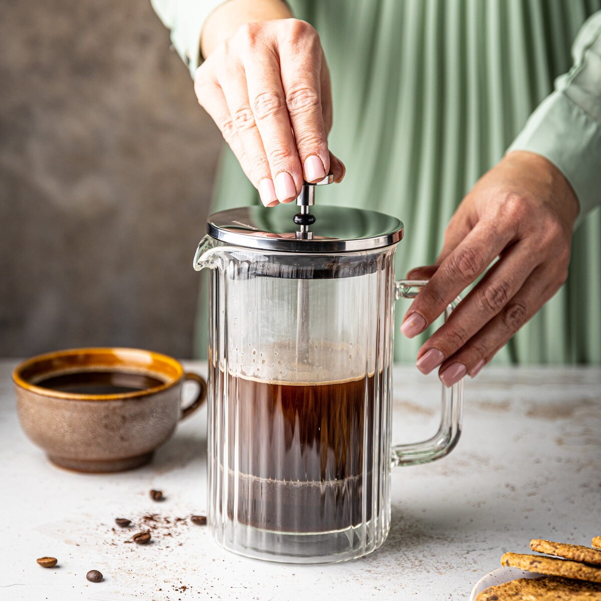 Zaparzacz do kawy herbaty szklany 600ml French Press srebrny KLAUSBERG