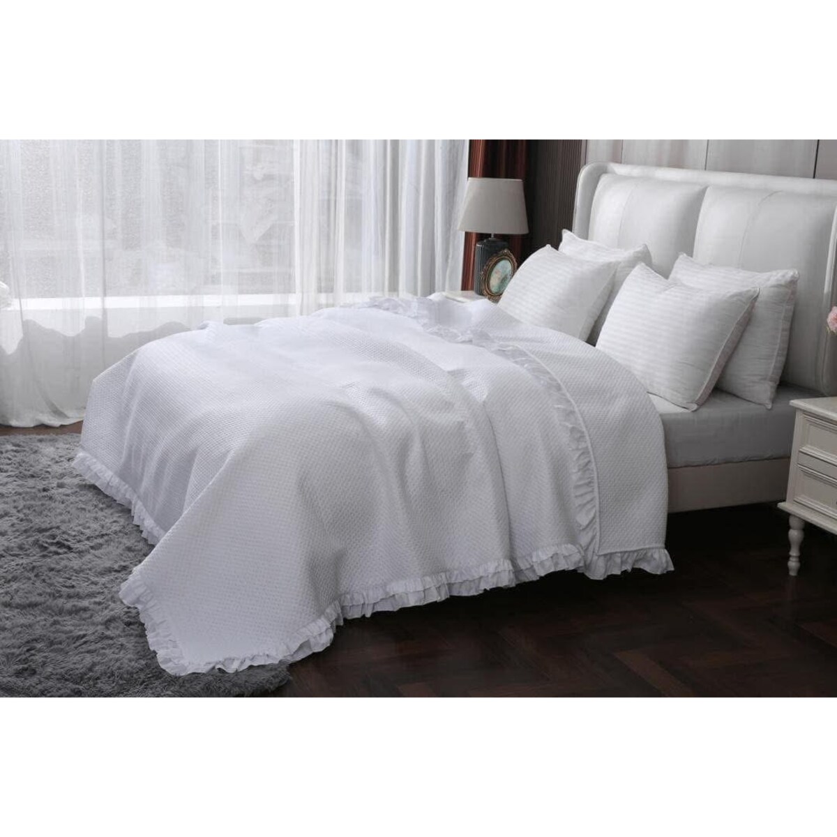 Narzuta z falbanką 220/240 cm