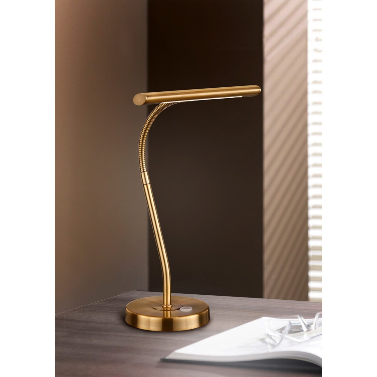 Złoty wysięgnik Curtis 579790108 LED 4W biurkowa lampa z włącznikiem