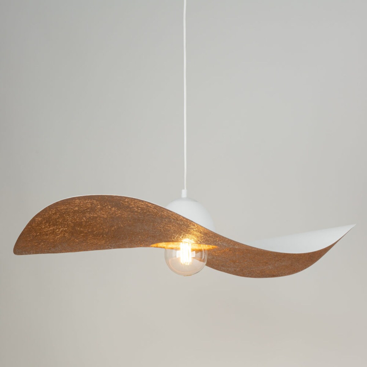 Lampa wisząca metalowa KAPELLO biały zwis do jadalni kapelusz