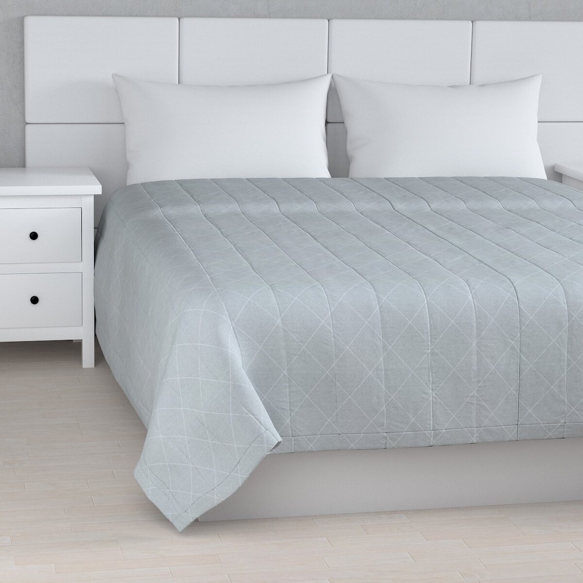 Narzuta pikowana w pasy 130x210 szaro-srebrne romby