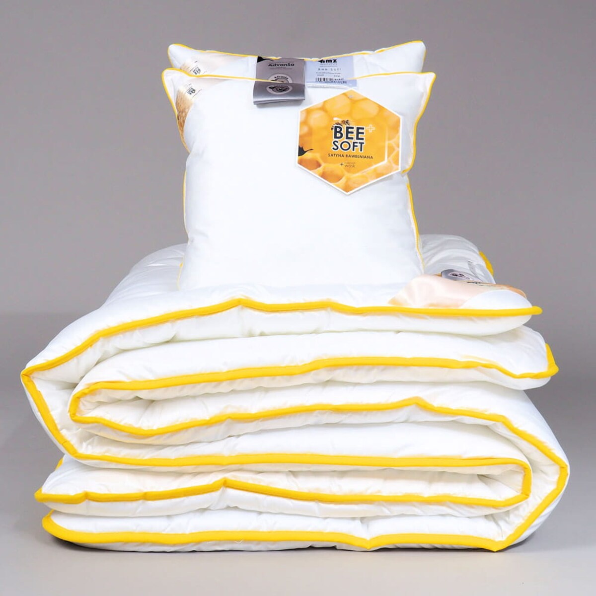 Poduszka Bee Soft Satyna Bawełniana Gładka, 40 x 40 cm, AMZ