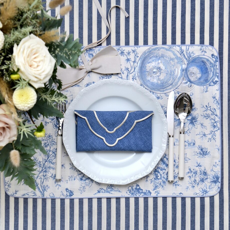 Dwustronne podkładki w stylu francuskim Toile de Jouy Blue & Stripes – komplet 4 szt.