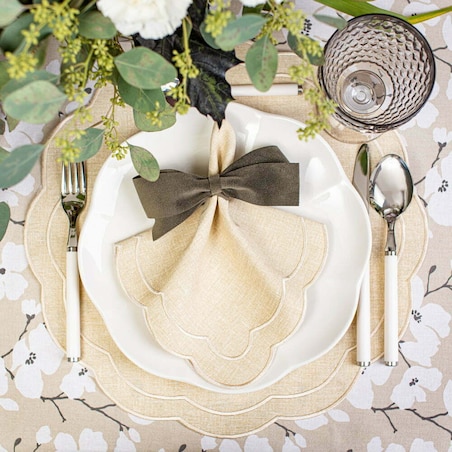 Obrus z motywem kwiatowym Petali – 130 × 200 cm