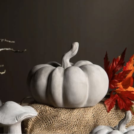 FIGURKA DYNIA BETONOWA HALLOWEEN JESIEŃ 16cm dekoracja skandynawska szara