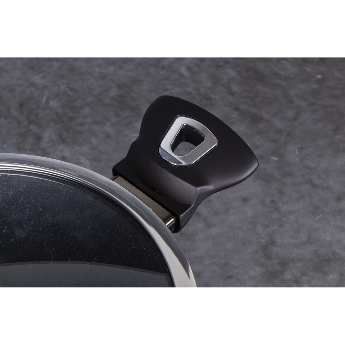 Garnek z powłoką granitową 6.1L 28cm BERLINGER HAUS Shiny Black