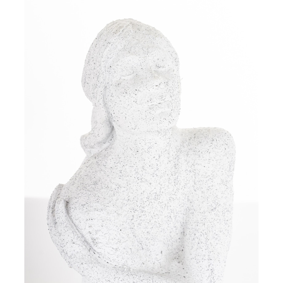 Figura siedzącej kobiety 21,5x21x15 cm DONNA-3