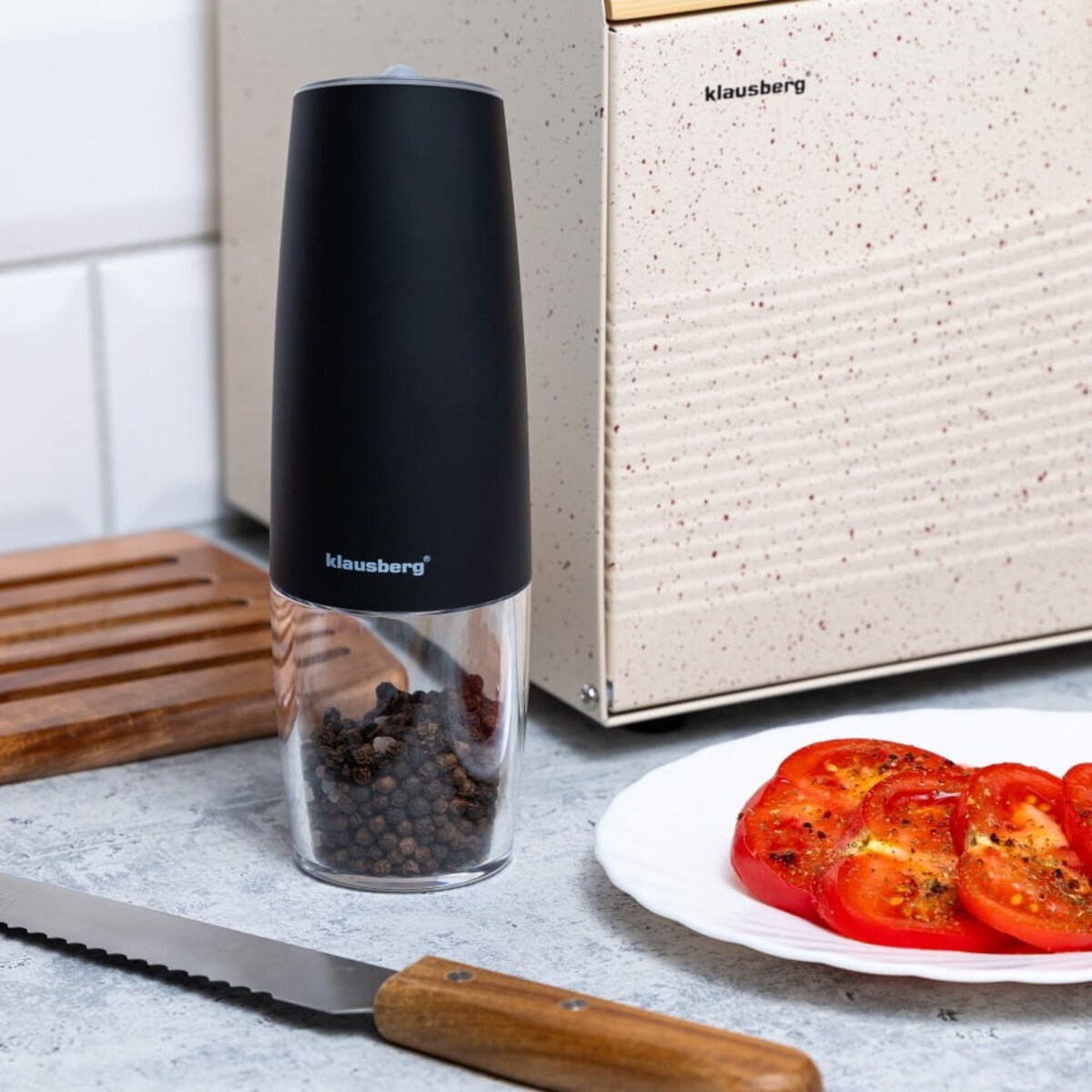 Młynek grawitacyjny do soli i pieprzu akumulatorowy KLAUSBERG