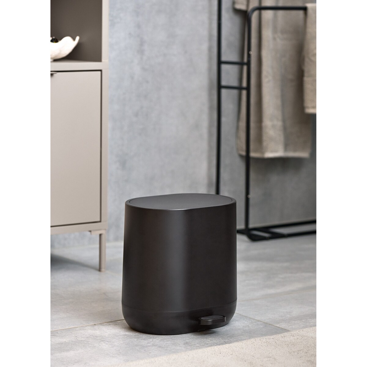 Kosz łazienkowy 6 litrów 26,5x26x22,5 cm DINKA czarny