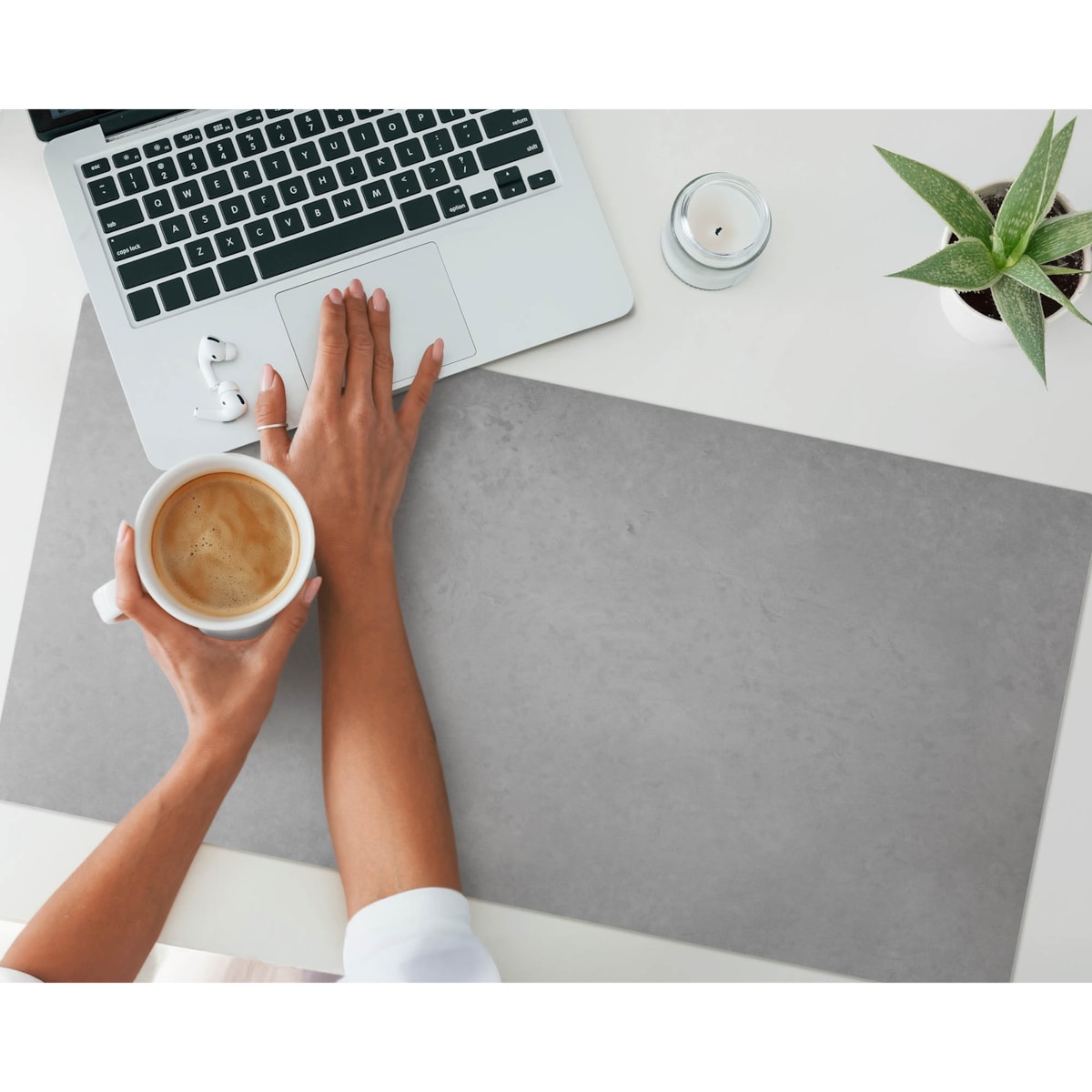 Szara mata na biurko Betonowa tekstura, 90x45 cm