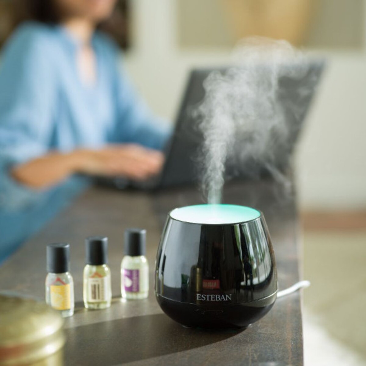 Dyfuzor mgiełki zapachowej Easy Pop Noir, Esteban