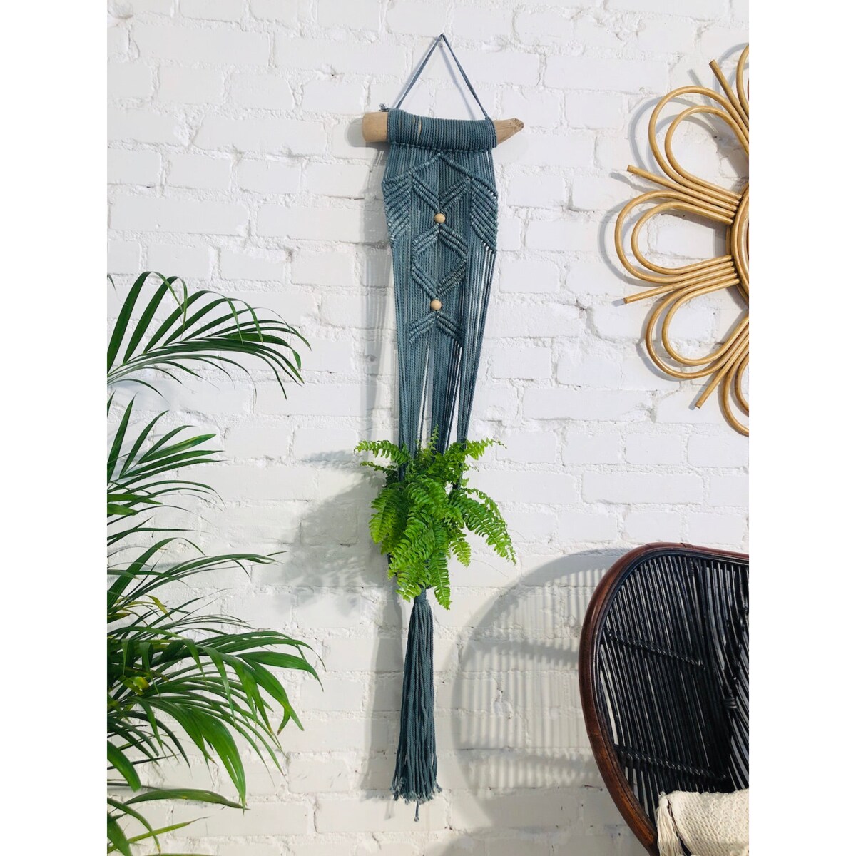 KWIETNIK MAKRAMA POJEDYNCZY Z DREWNEM KREM