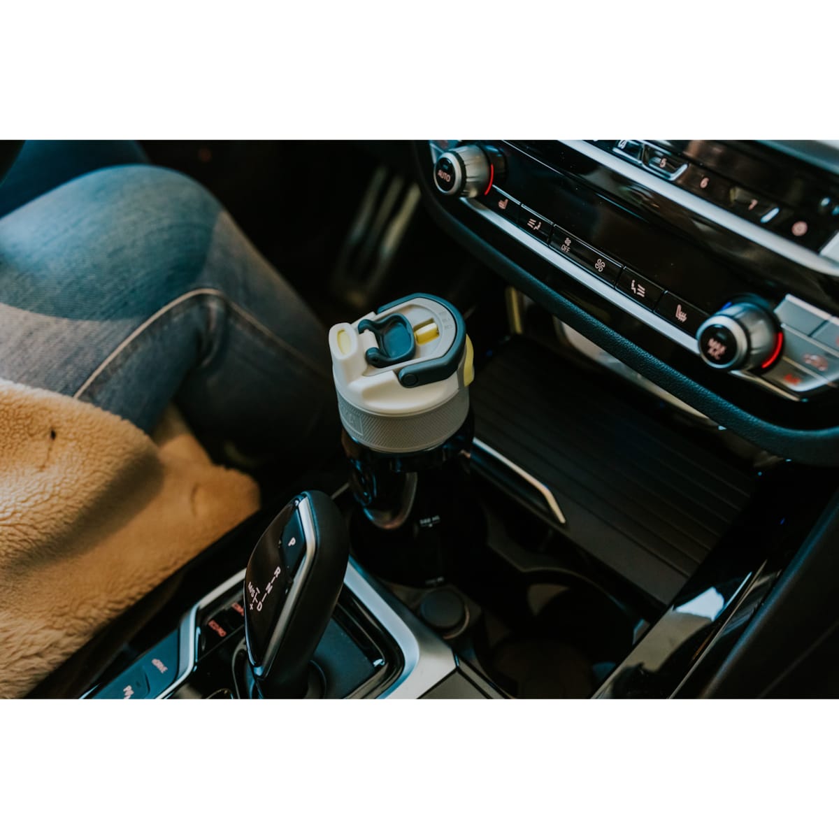 Butelka na wodę (750 ml) Wild Storm Elton Kambukka