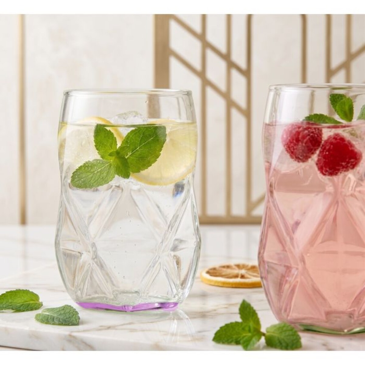 Komplet 4 szklanek z różowym dnem 450 ml Geo Fondo Pink 32163
