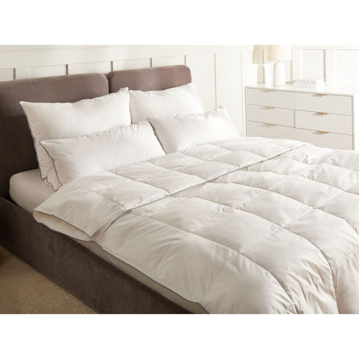 Kołdra lekko ciepła KRIVAN Kacze pióra i puch 200 x 200 cm