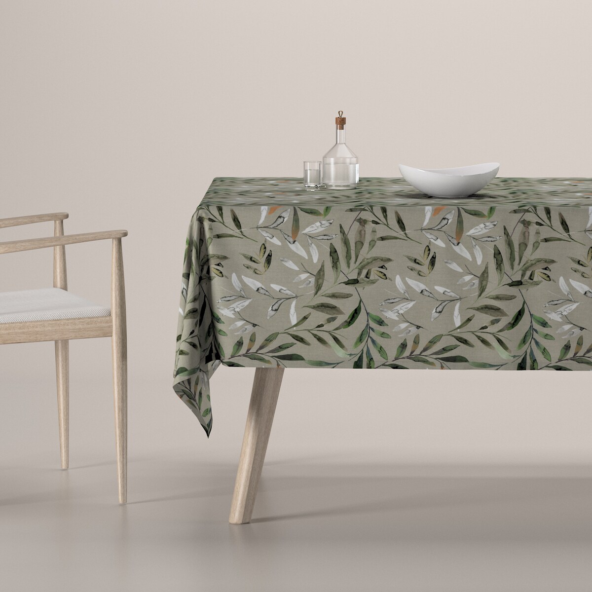 Obrus prostokątny 130 x 210 cm zielone gałązki na szarym tle