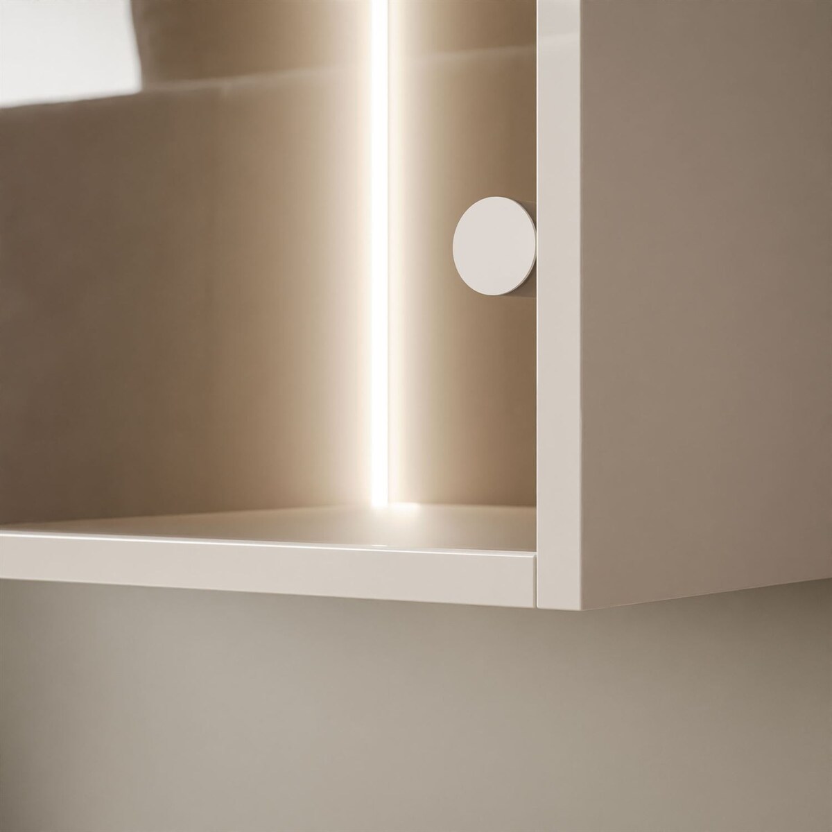 Podwieszana witryna CARMEN z oświetleniem LED, kaszmir