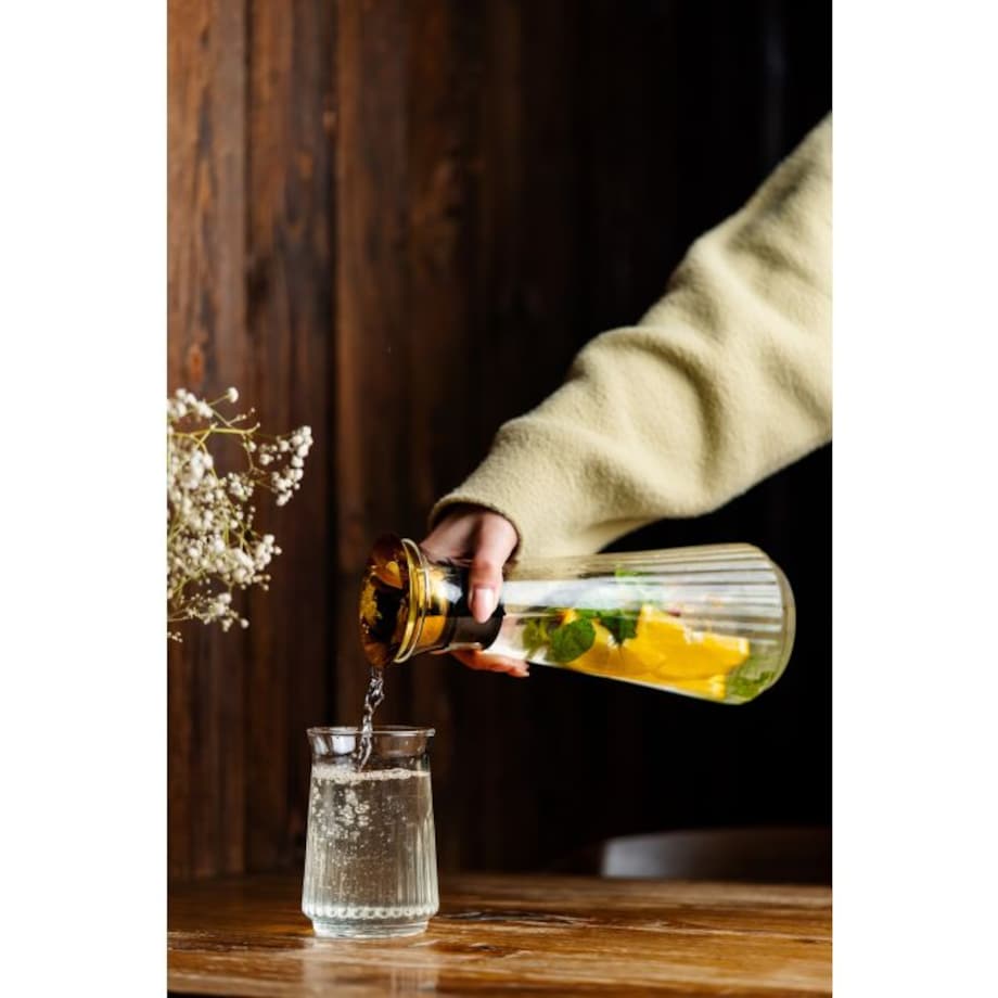 Karafka Drip-Free 900 ml Złota Mia 2064