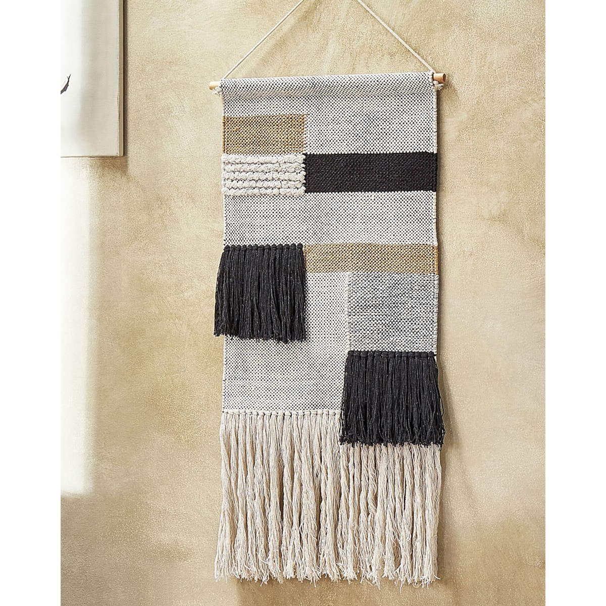 Dekoracja ścienna z frędzlami bawełniana beżowo-czarna HANGU