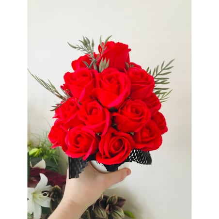 BUKIET KWIATY Z MYDŁA pachną róża czerwona na prezent upominek dla bliskich