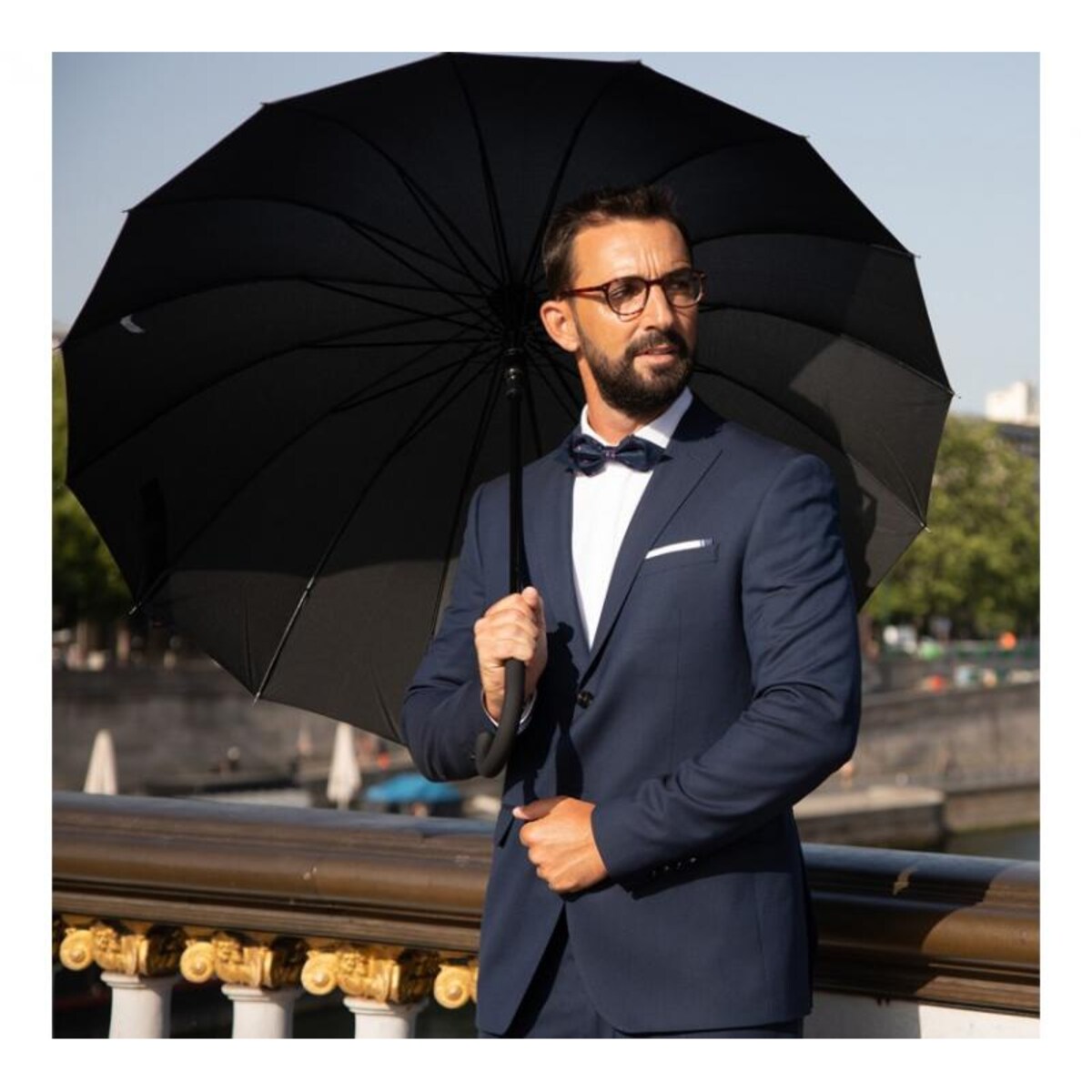 Długi parasol 16 żeber, czarny