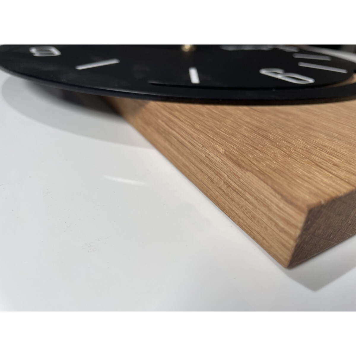 Drewniany zegar ścienny Geometric 40cm czarny