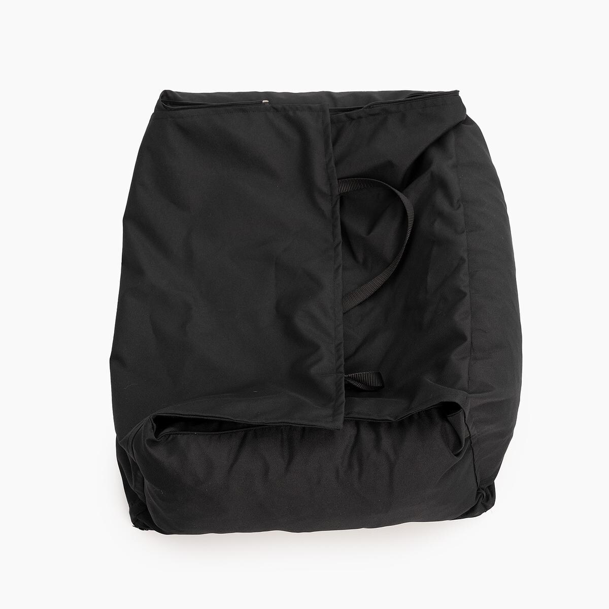 Fotelik do samochodu "Black is the new black"