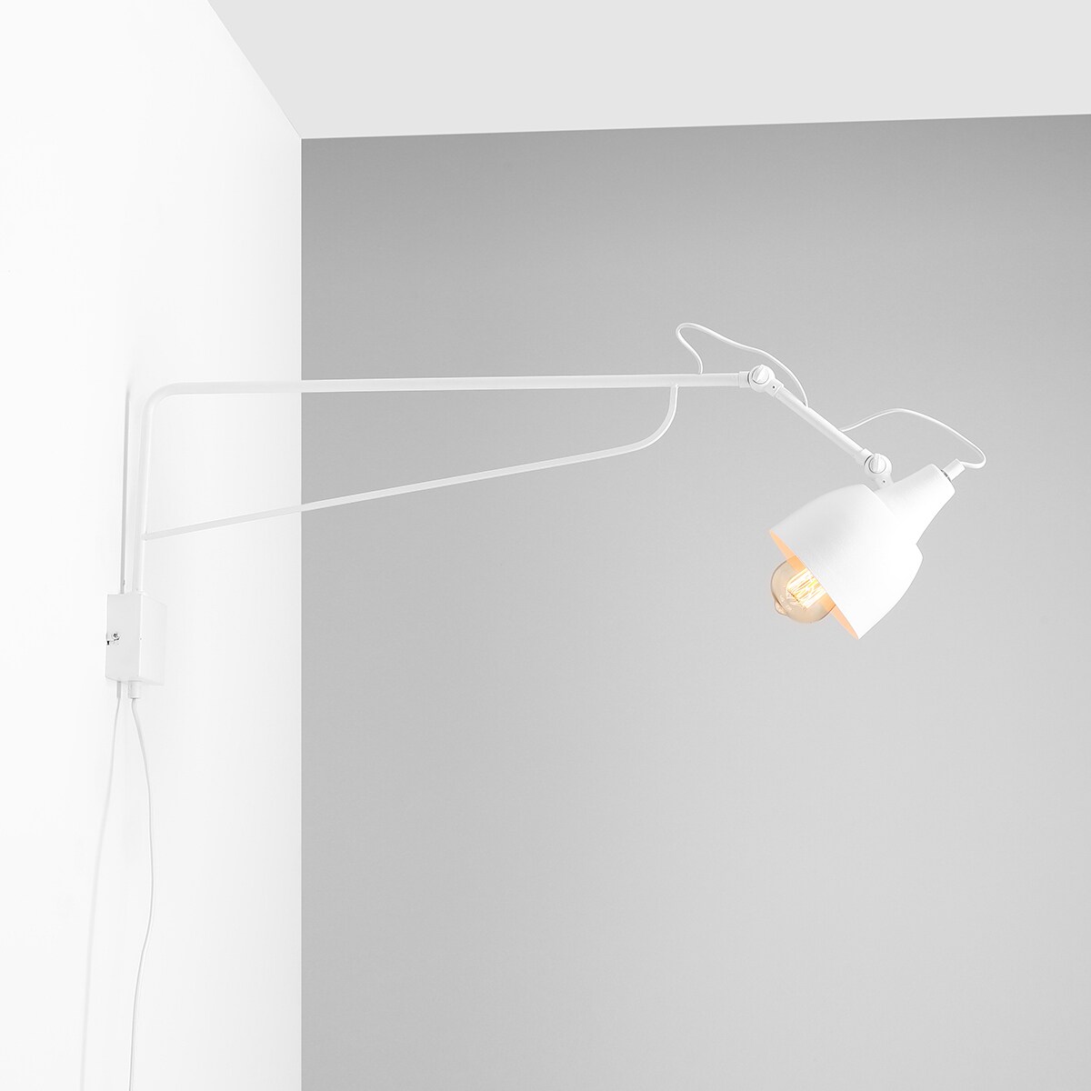 Biały kinkiet Soho 1002C_D Aldex reflektor na wysięgniku do gabinetu