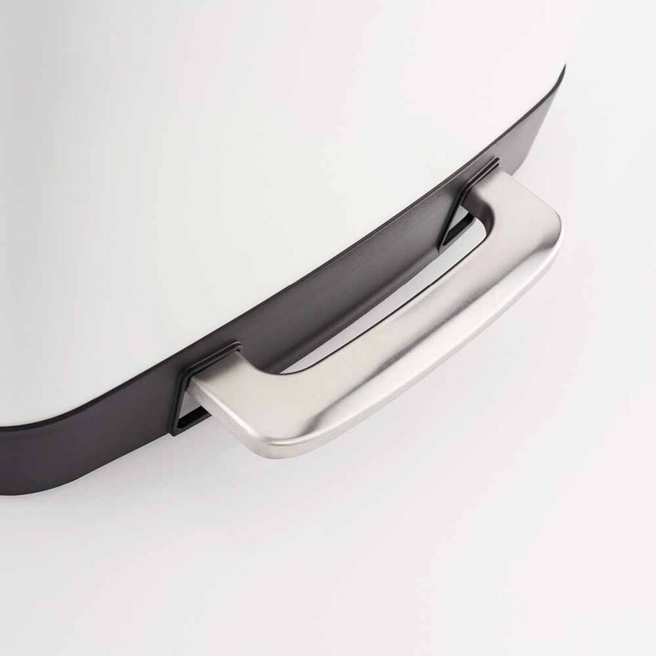 Kosz na śmieci Towerkick czarny MATT WESCO