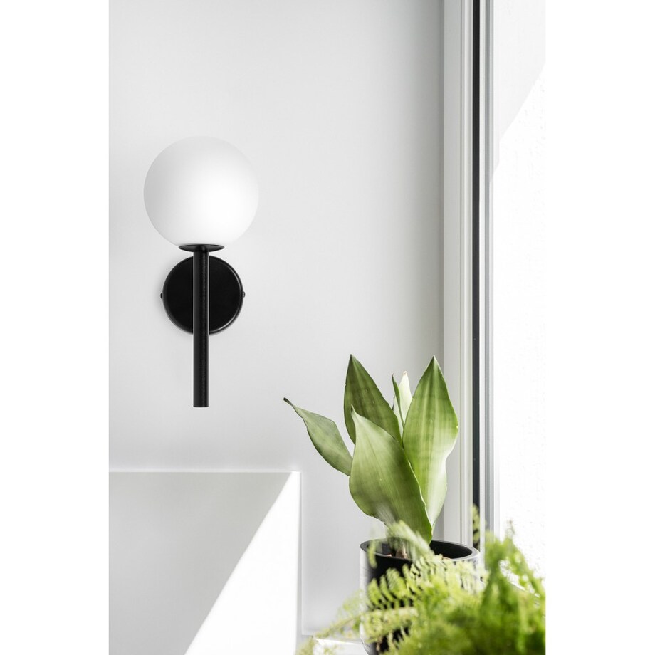 KOP A czarna lampa ścienna / kinkiet z podwyższoną szczelnością IP44