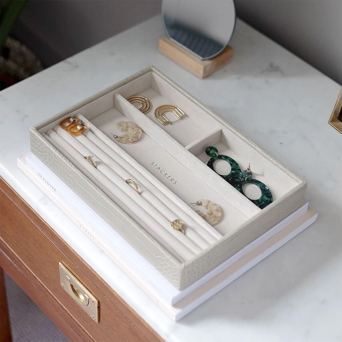 Szkatułka na biżuterię Stackers Croc 4 komorowa classic putty