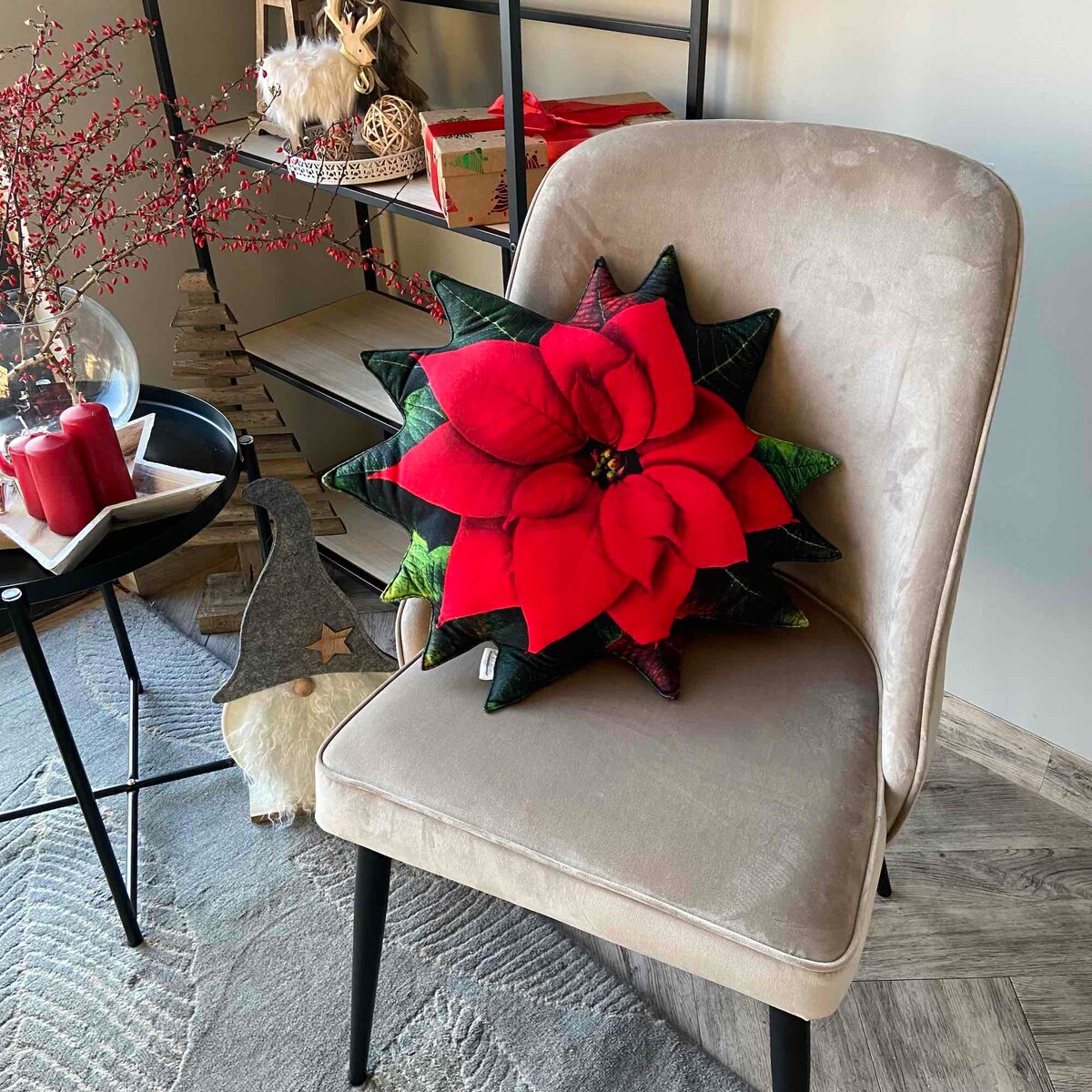 Poduszka duża Gwiazda Betlejemska czerwona Poinsencja Poduszkownia