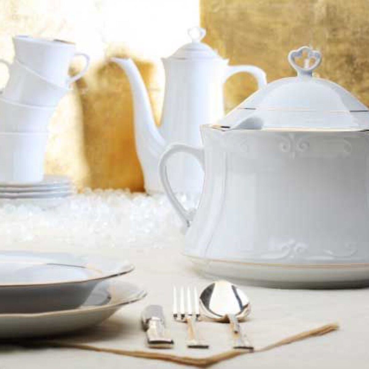 Zestaw obiadowo-kawowy dla 6 osób 30 el. Kamelia Złota Linia B014